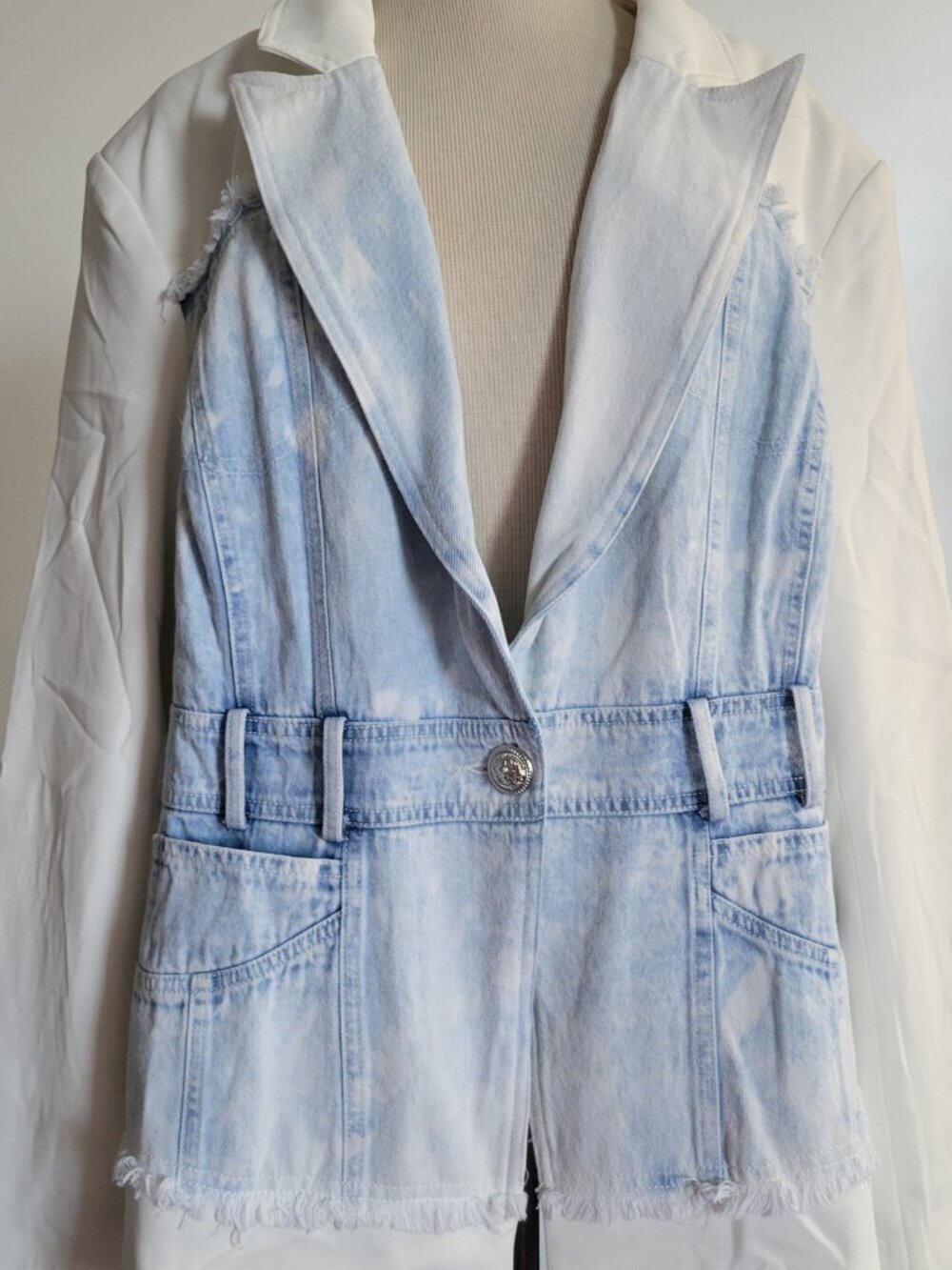 L'atiste by Amy White Women’s Denim Vest Overlay Frayed Hem Jacket - Picture 7 of 16